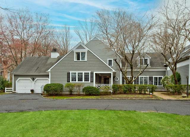 Property at 27 Quail Ridge Rd, Glen Cove, NY 11542, 4 beds, 5 baths