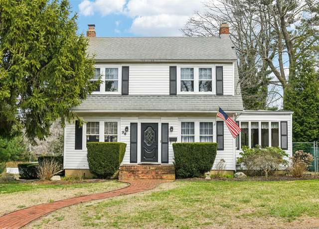 Property at 36 Seaview Ave, Northport, NY 11768, 4 beds, 2.5 baths