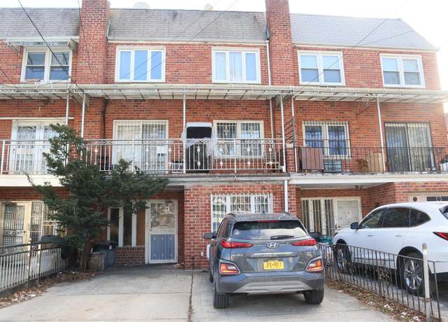 Property at 147-42 41 Ave, Flushing, NY 11355, 11 beds, 11 baths