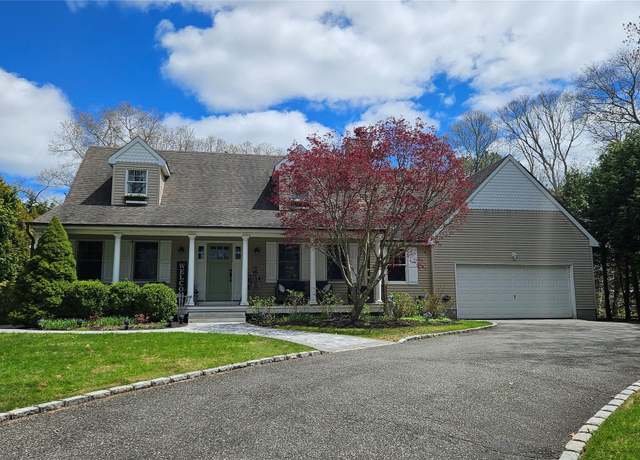 Property at 2 Bridle Path, Westhampton Beach, NY 11978, 3 beds, 3 baths