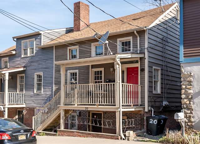 Property at 20 E Parmenter St, Newburgh, NY 12550, 3 beds, 2 baths