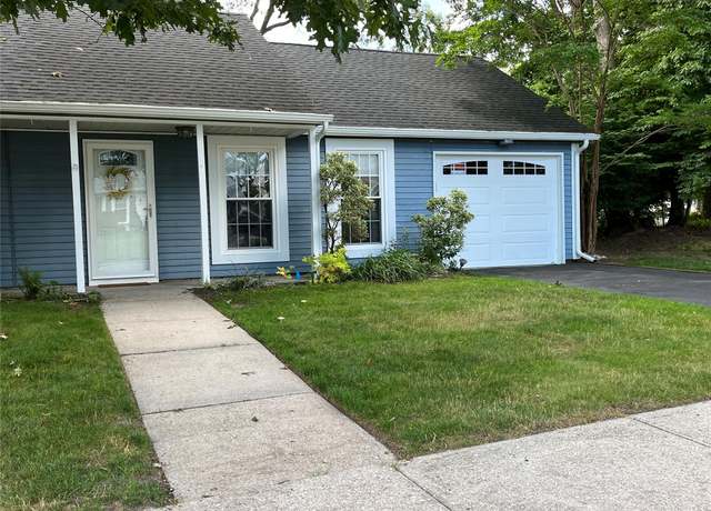 Property at 140A Laurance Ln, Ridge, NY 11961, 1 bed, 1 bath