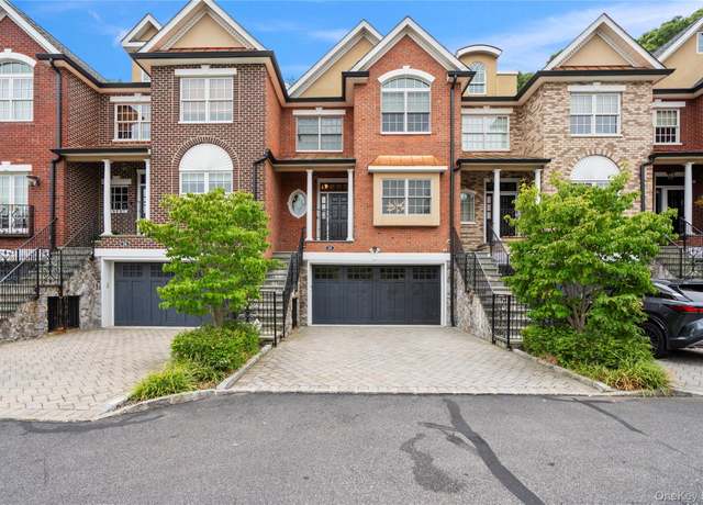 Property at 23 The Preserve, Woodbury, NY 11797, 4 beds, 3.5 baths