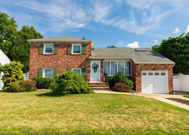 Property at 3563 Wadena St, Seaford, NY 11783, 4 beds, 2 baths