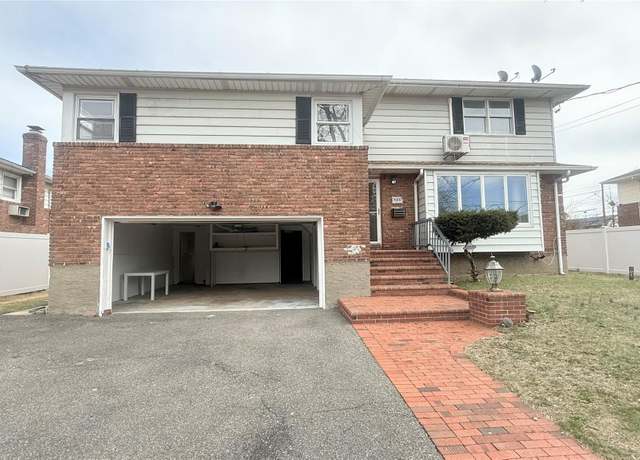 Property at 955 Richmond Rd, East Meadow, NY 11554, 5 beds, 3.5 baths