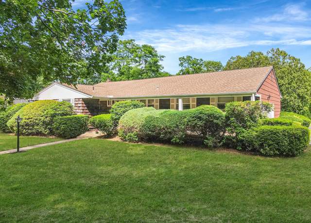 Property at 80 Derby Ave, Greenlawn, NY 11740, 3 beds, 2.5 baths