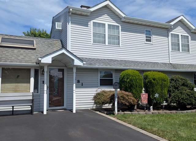Property at 181 Springtime Ln N, Levittown, NY 11756, 4 beds, 2 baths