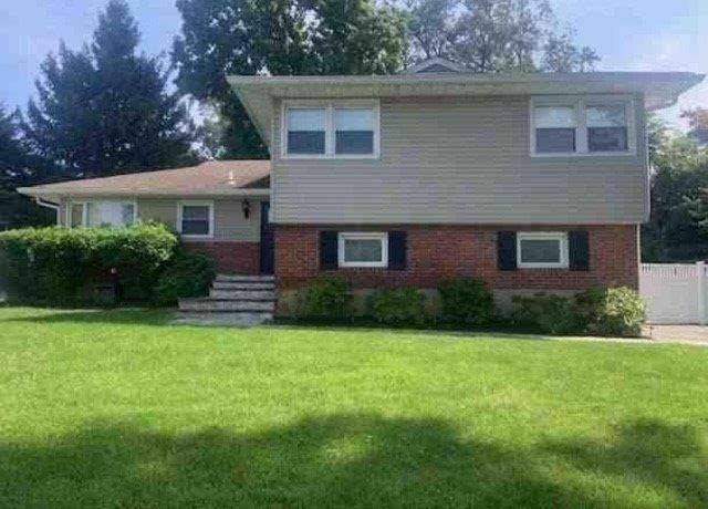 Property at Undisclosed address, Glen Cove, NY 11542, 3 beds, 2.5 baths