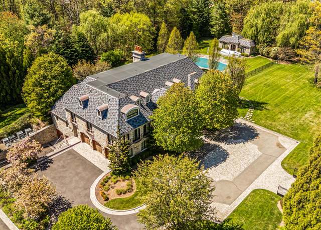 Property at 167 Brookville Rd, Brookville, NY 11545, 5 beds, 6.5 baths
