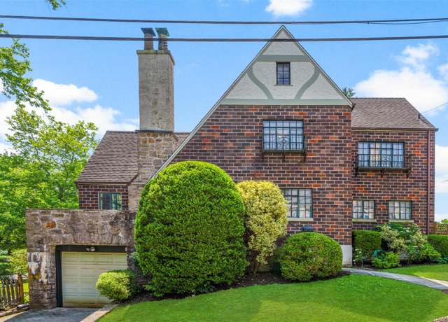 Property at 1 Highwood Way, Larchmont, NY 10538, 4 beds, 3 baths