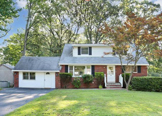Property at 6 Burgundy Ln, New City, NY 10956, 5 beds, 3 baths