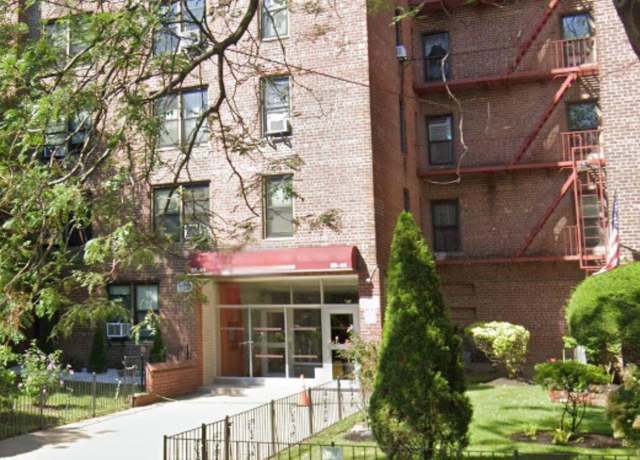 Property at 33-44 Junction Blvd Unit 2V, Jackson Heights, NY 11372, 2 beds, 1.5 baths