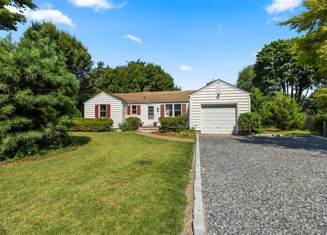 Property at 3 Bridge Rd, Setauket, NY 11733, 3 beds, 2 baths
