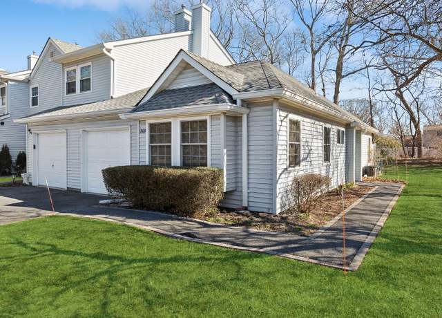 Property at 209 Sara Cir, Port Jefferson Station, NY 11776, 1 bed, 1 bath
