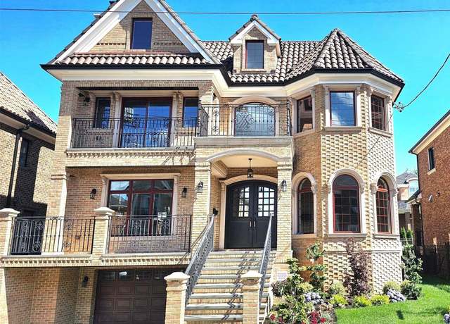 Property at 150-26 Sullivan Dr, Whitestone, NY 11357, 5 beds, 5.5 baths