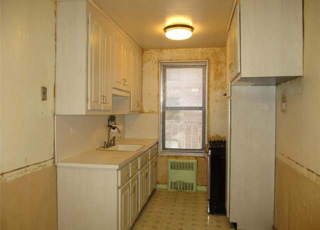 Property at 83-55 Woodhaven Blvd Unit 3F, Woodhaven, NY 11421, 2 beds, 1 bath