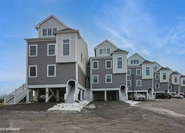 Property at 311 Marina Pointe Dr Unit H, East Rockaway, NY 11518, 2 beds, 2.5 baths