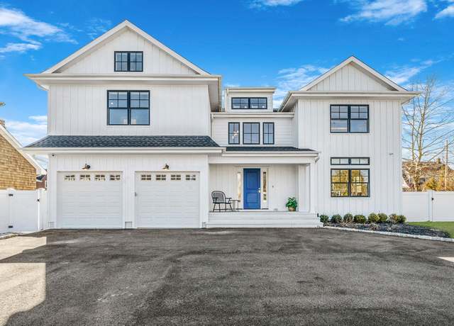 Property at 90 Montrose Ave, Babylon, NY 11702, 6 beds, 6 baths