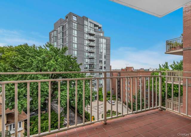 Property at 3625 Oxford Ave Unit 6B, Bronx, NY 10463, 2 beds, 2 baths