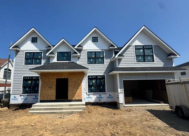 Property at 9 Cary St, Syosset, NY 11791, 5 beds, 4.5 baths