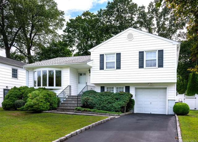 Property at 305 Hornidge Rd, Mamaroneck, NY 10543, 3 beds, 2 baths