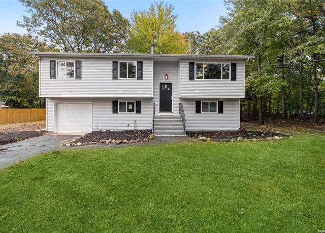 Property at 29 Wilson Ave, Middle Island, NY 11953, 4 beds, 2 baths