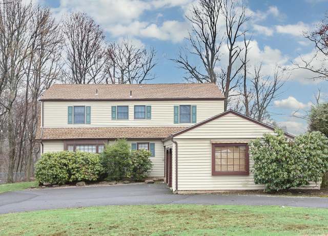Property at 16 Lancaster Dr, Suffern, NY 10901, 4 beds, 2.5 baths