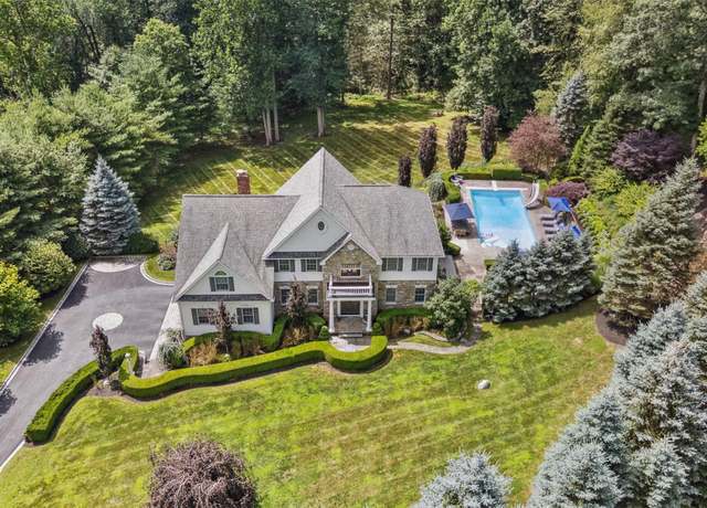 Property at 6 Shard Ct, Katonah, NY 10536, 4 beds, 3.5 baths