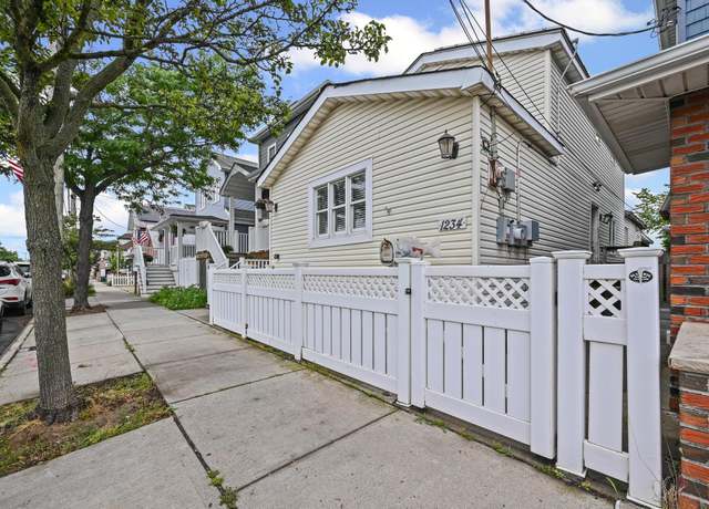 Property at 12-34 Cross Bay Blvd, Broad Channel, NY 11693, 2 beds, 3 baths