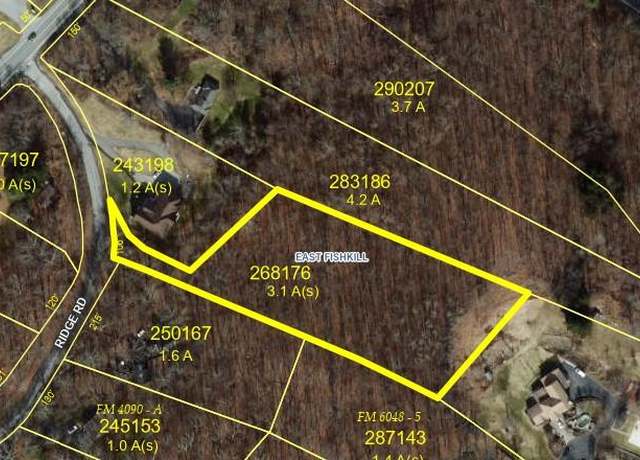 Property at 3 Ridge Rd, Hopewell Junction, NY 12533