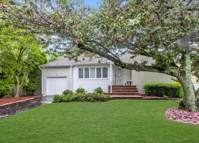 Property at 1067 Ida Pl, Bellmore, NY 11710, 4 beds, 2.5 baths