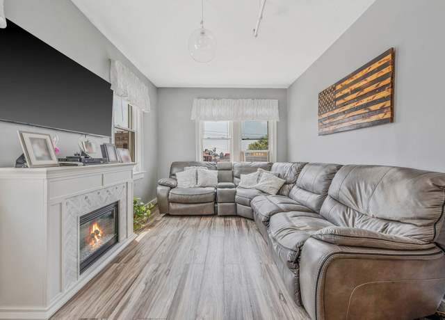 Property at 144 Beach 121st St Unit 2A, Rockaway Park, NY 11694, 2 beds, 1 bath