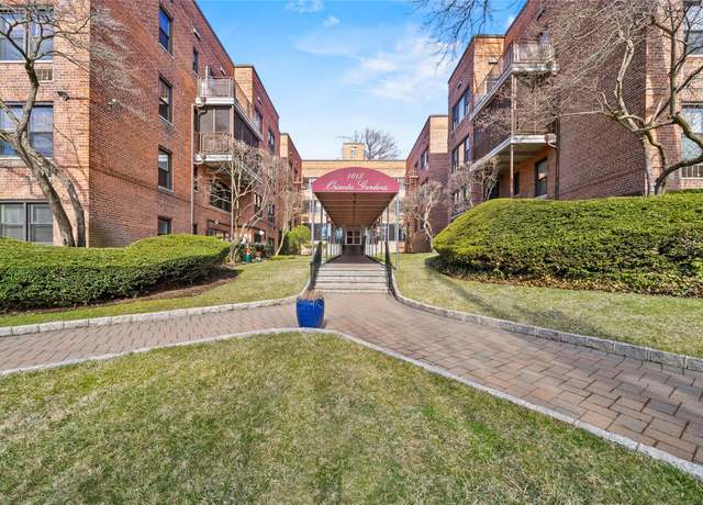 Property at 1015 Old Post Rd #00, Mamaroneck, NY 10543, 2 beds, 2 baths