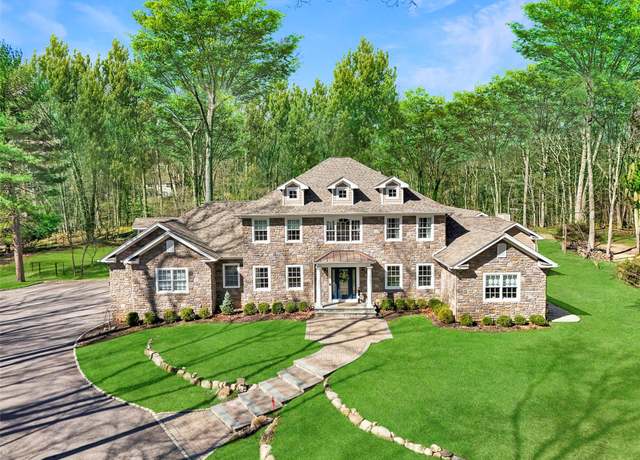 Property at 33 Bacon Rd, Head Of The Harbor, NY 11780, 6 beds, 5.5 baths