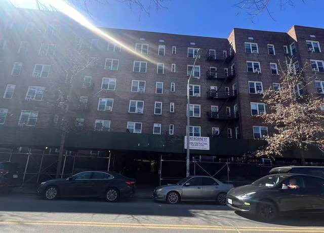 Property at 42-40 Bowne St Unit 3C, Flushing, NY 11354, 2 beds, 1.5 baths