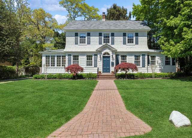 Property at 6 Glen Ave, Glen Head, NY 11545, 4 beds, 2.5 baths