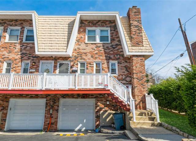 Property at 215 Beach 16th St #215, Far Rockaway, NY 11691, 3 beds, 1.5 baths