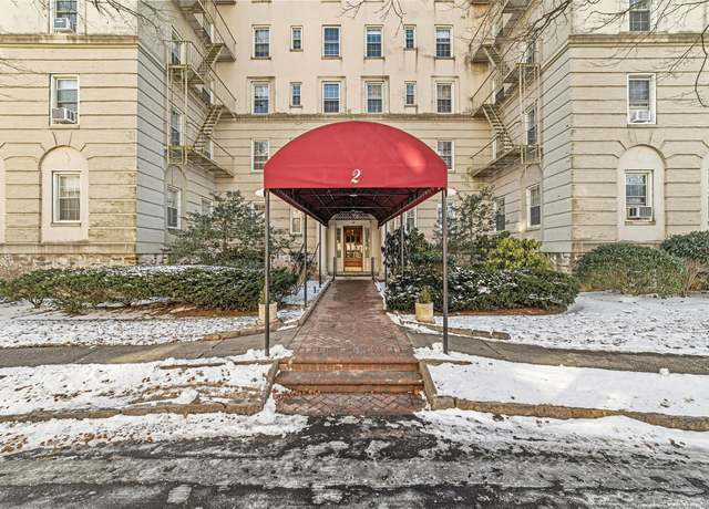 Property at 2 Park Ln Unit 3C, Mount Vernon, NY 10552, 2 beds, 2 baths