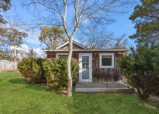 Property at 129 Beaver Dr, Mastic Beach, NY 11951, 1 bed, 1 bath