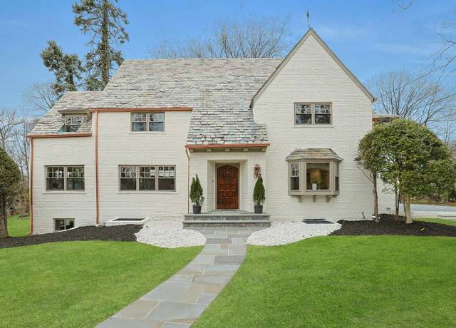 Property at 41 Glenmore Dr, New Rochelle, NY 10801, 5 beds, 4 baths