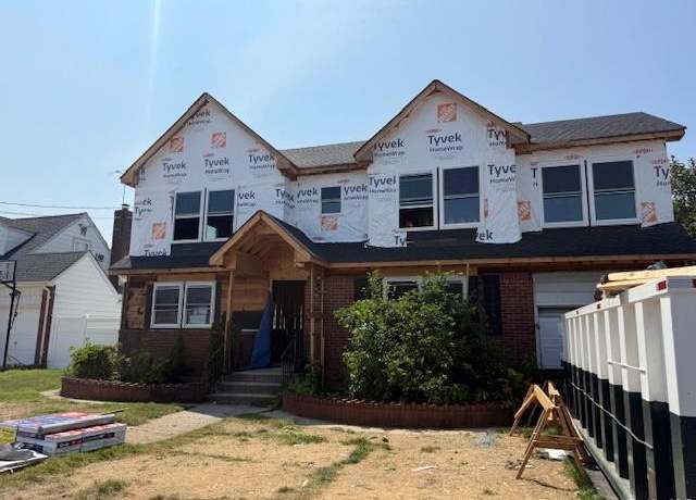 Property at 235 Lincoln Pl, Franklin Square, NY 11010, 4 beds, 4 baths