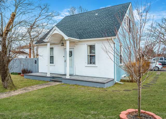 Property at 1426 Brentwood Rd, Bay Shore, NY 11706, 5 beds, 3 baths
