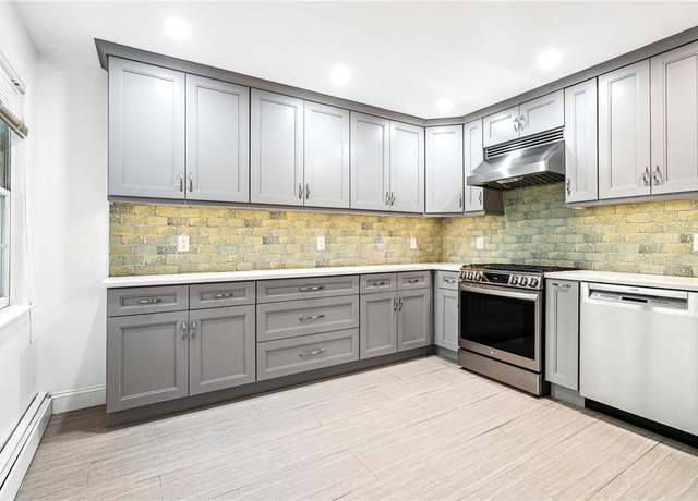 Property at 261 Main St Unit D, Nyack, NY 10960, 2 beds, 1.5 baths