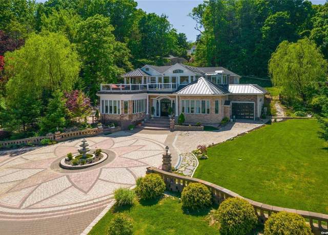 Property at 333 E East Shore Rd, Great Neck, NY 11024, 5 beds, 5.5 baths