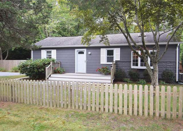 Property at 4 E End Ave, East Quogue, NY 11942, 3 beds, 1 bath