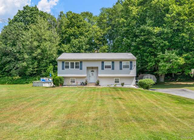 Property at 54 Queen Anne Ln, Wappingers Falls, NY 12590, 4 beds, 2 baths