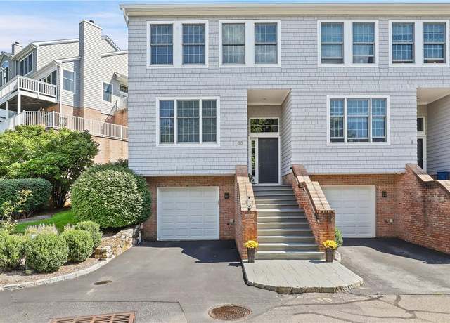 Property at 10 Club Ct, Pleasantville, NY 10570, 3 beds, 2.5 baths