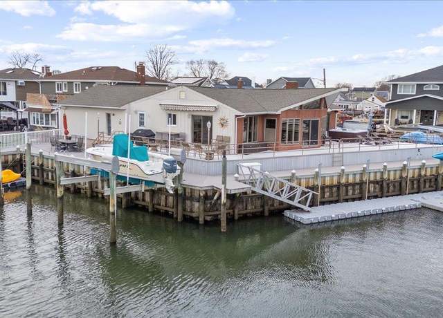 Property at 1130 Hayes Pl, Baldwin, NY 11510, 3 beds, 1.5 baths