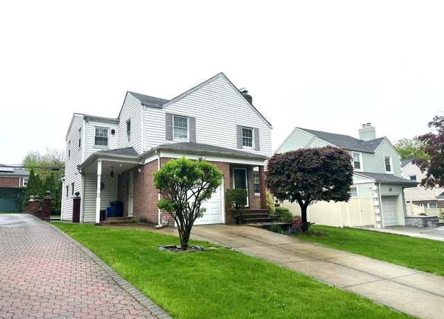 Property at 249-24 51 Ave, Little Neck, NY 11362, 5 beds, 2.5 baths