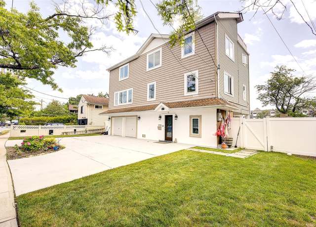 Property at 615 Pearl St, Oceanside, NY 11572, 5 beds, 3 baths